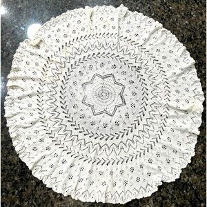 Vintage Hand Crocheted Doily, Cotton, Round, Pineapple Design, White